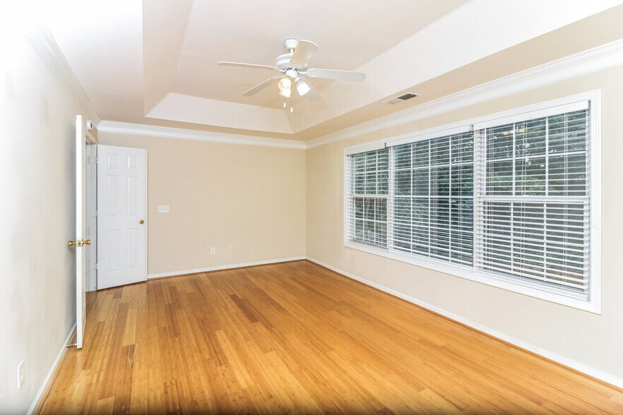 Building Photo - 169 Weatherstone Dr