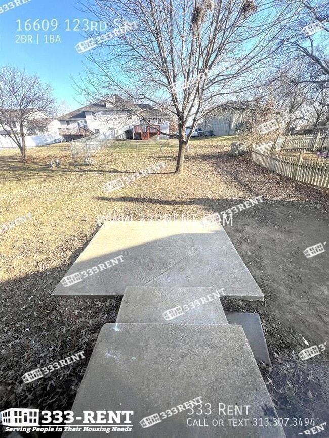 Building Photo - 16609 W 123rd St