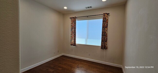 Building Photo - Beautiful Newer Rice Ranch Single Story Home in Orcutt