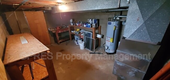 Building Photo - 5706-5708 Poketa Rd.