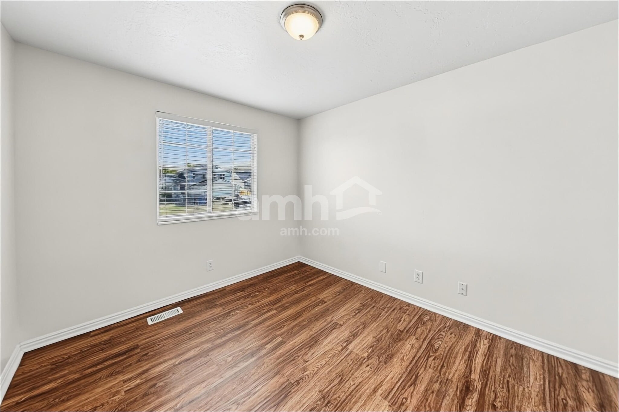 Building Photo - 5544 Lopalena Cir