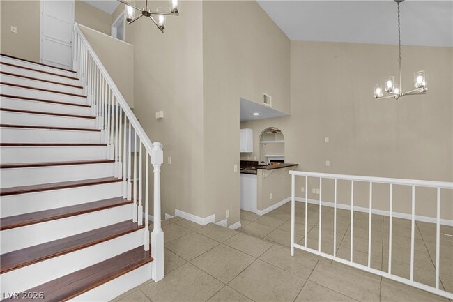 Building Photo - 756 Charwood Cir