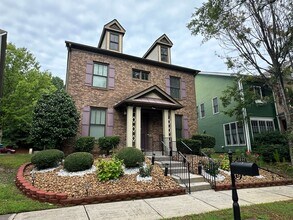 Building Photo - Gorgeous Home for Rent in Sought-after Suw...