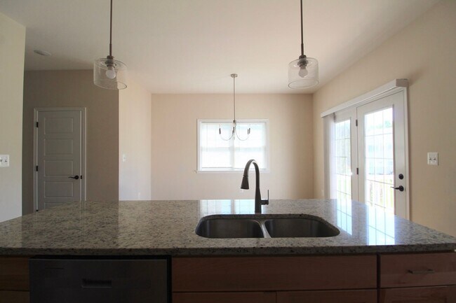 Building Photo - 1428 Appaloosa Ct
