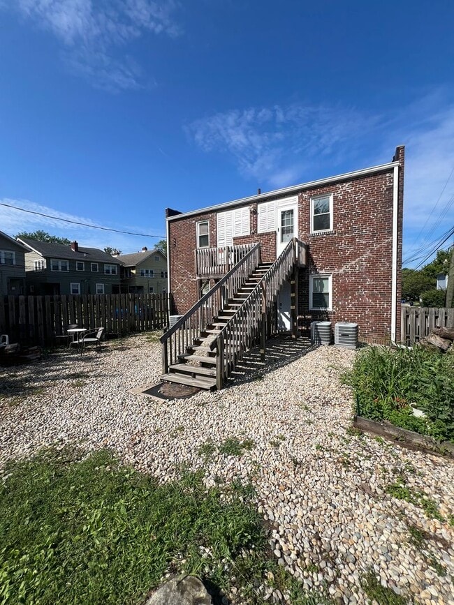 Building Photo - 2536 Adams Ave