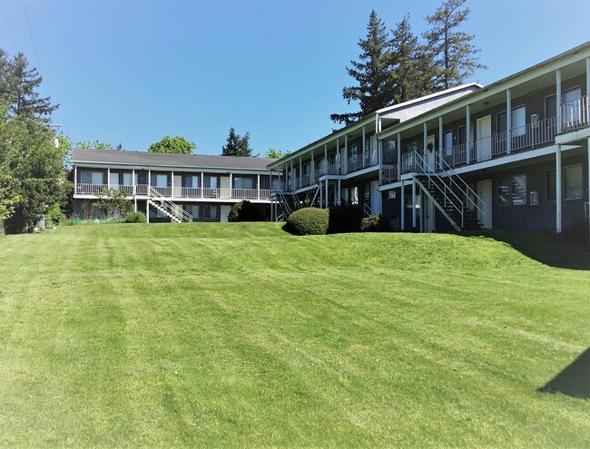 Building Photo - Star Krest Apartments