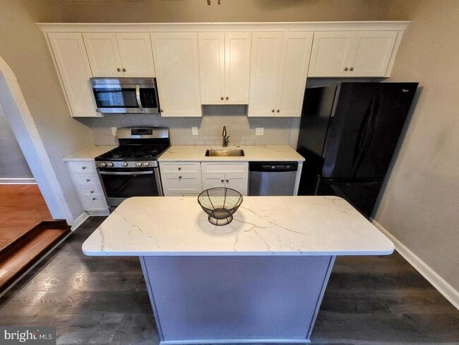 Building Photo - 2237 Federal St