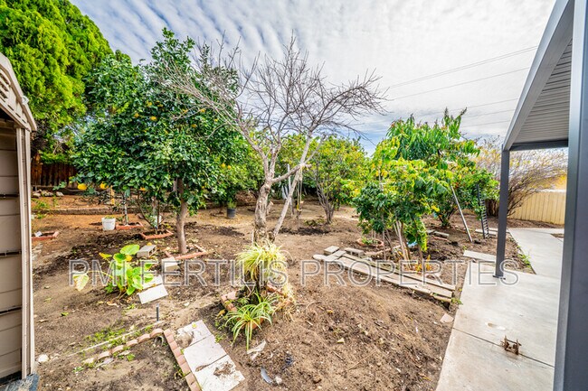 Building Photo - 1506 Webster St