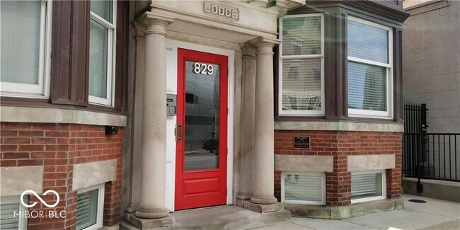 Primary Photo - 829 N Pennsylvania St