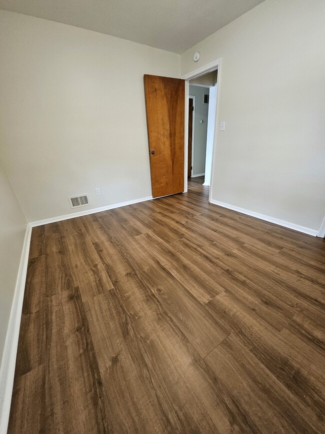 Building Photo - 17637 Prospect St