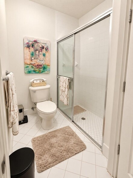 Building Photo - 2405 Windjammer Way