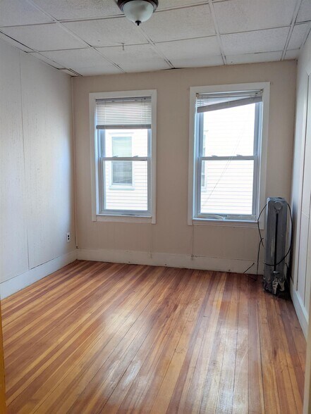 Building Photo - 25 Belknap St