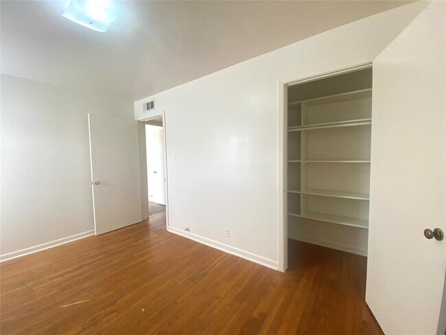 Building Photo - 602 Hammack Dr