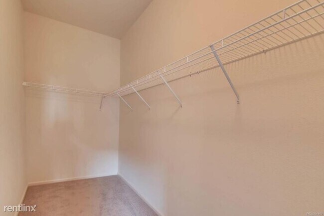 Building Photo - 3035 Blue Sky Cir