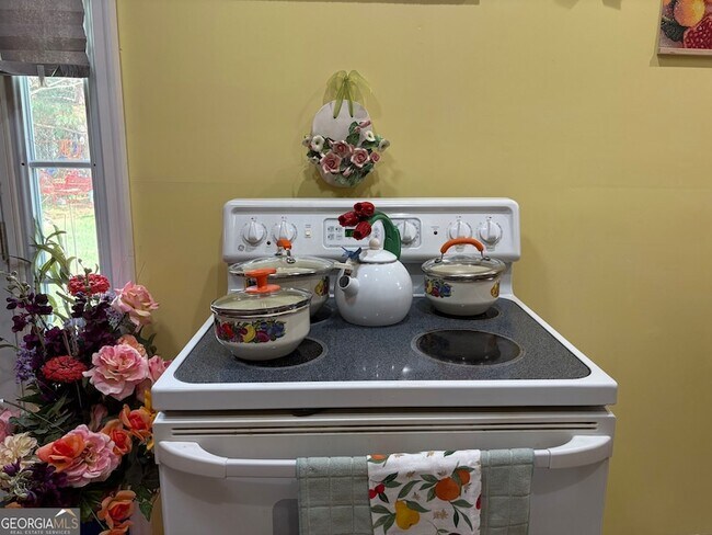 Building Photo - 1030 Covered Bridge Rd