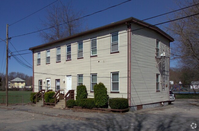 Building Photo - 15 Pleadwell St