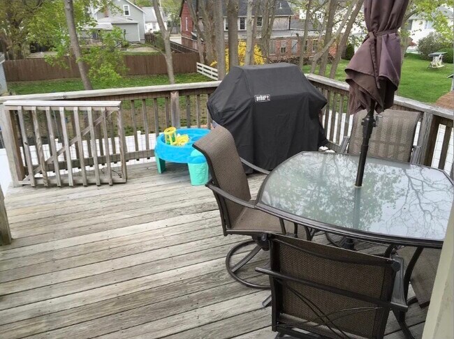 Building Photo - 29 King St