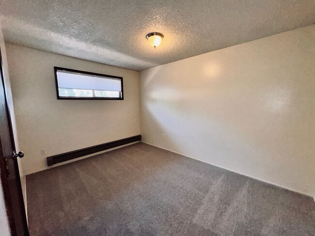 Building Photo - 21578 Park Way