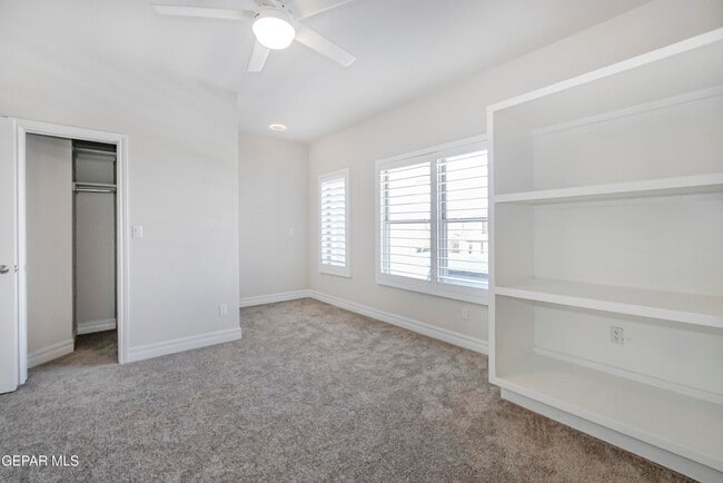Building Photo - 6489 Calle Placido Dr