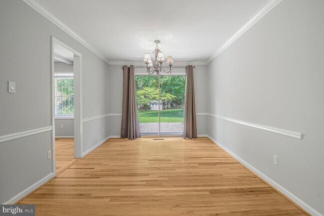 Building Photo - 11733 Ambleside Dr