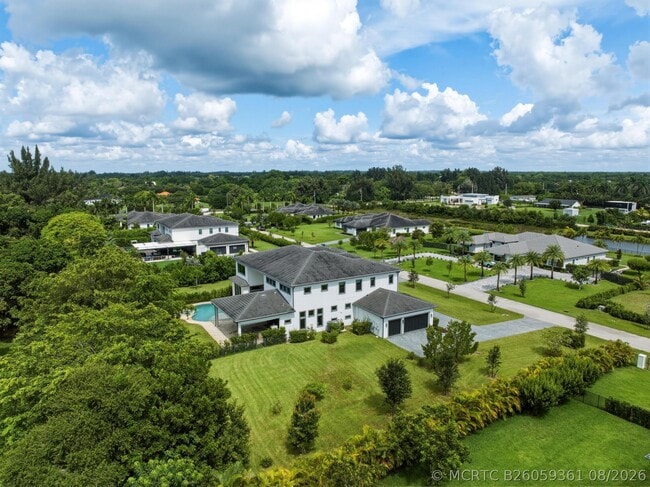 Building Photo - 17130 Magnolia Estates Dr