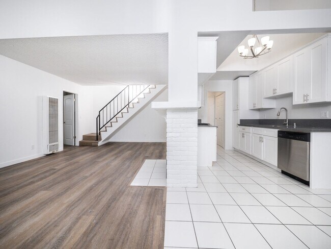 Interior Photo - 3327 Livonia Ave