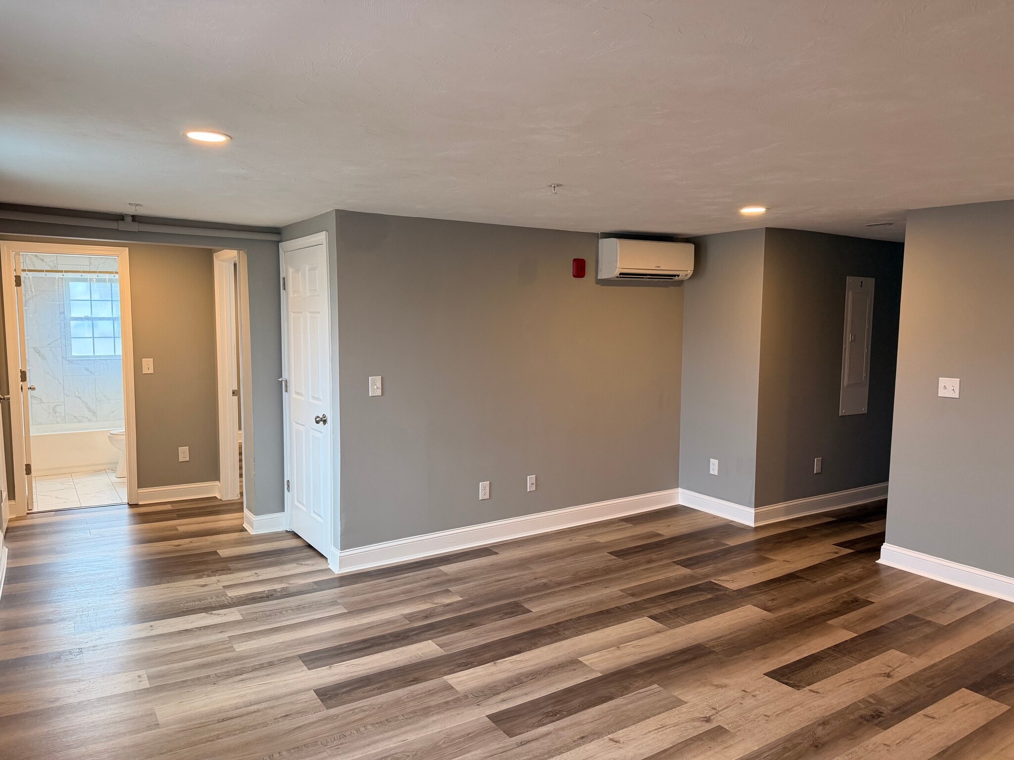 Living area angle 2. - 396 Main St