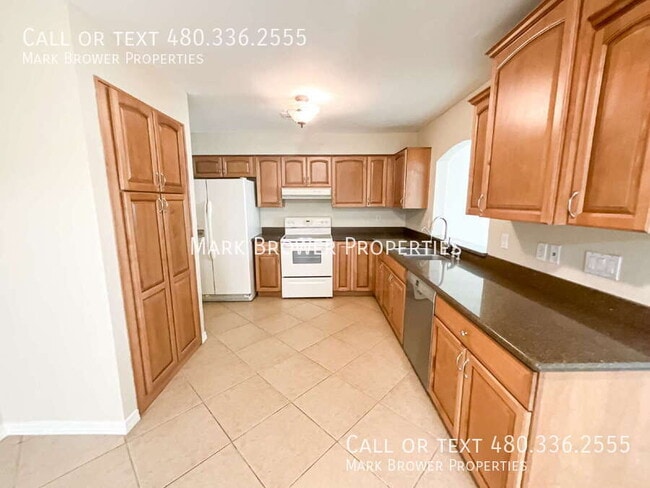 Building Photo - 2301 E Folley St