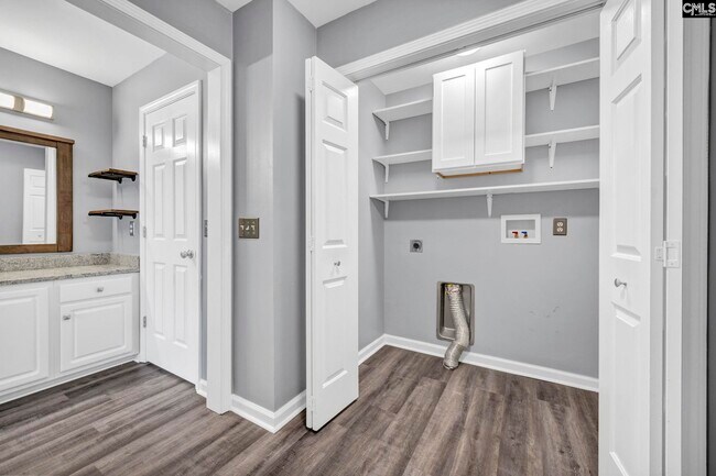 Building Photo - 120 W Horn Ct