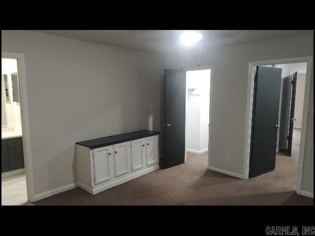 Building Photo - 401 Club Rd