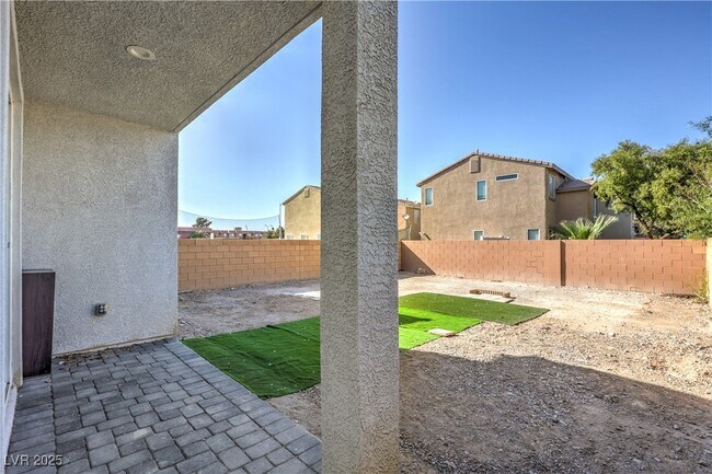 Building Photo - 3718 Paseo de Paz Ave