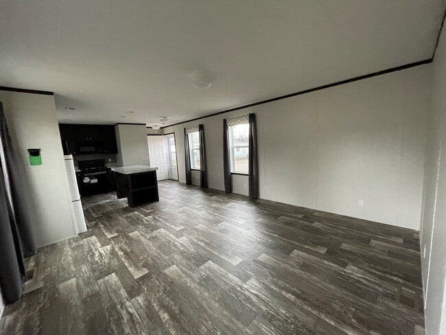 Building Photo - 39 Sparrow Hill Dr