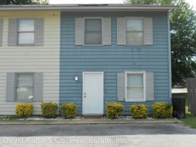 Primary Photo - 2 br, 1.5 bath House - 257 North Court St