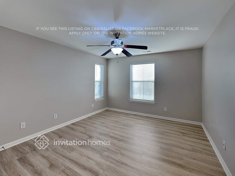 Building Photo - 10954 Tailwater St