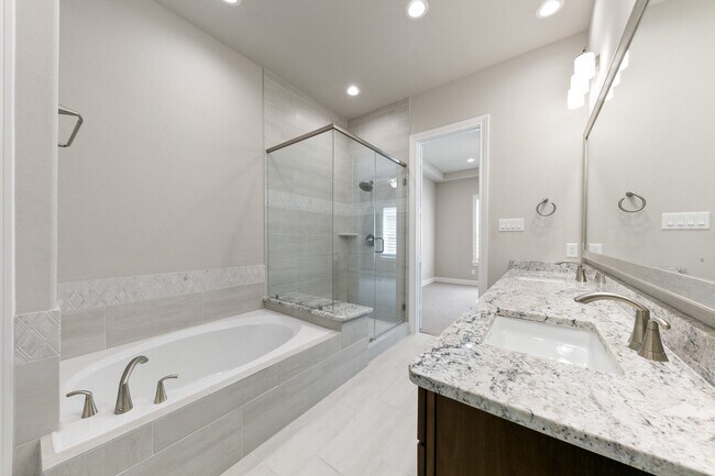 Building Photo - 4209 Colony Pines Ln