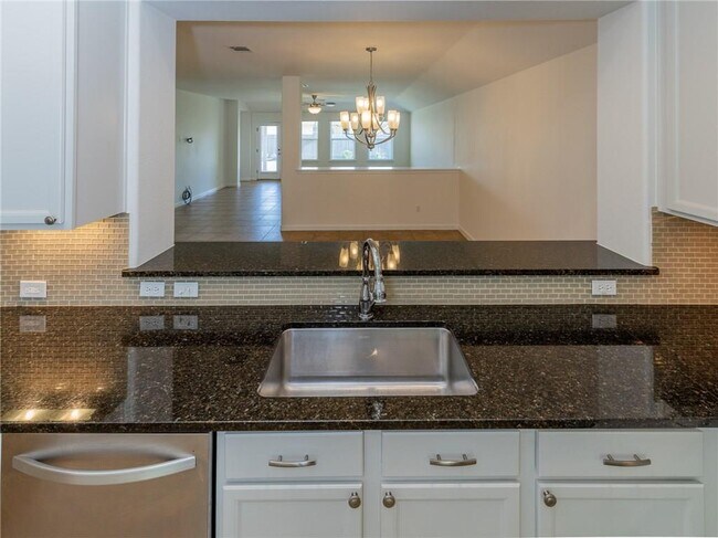 Building Photo - 30118 Diamond Dove Trail