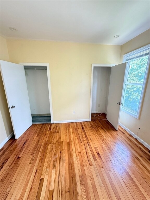 Building Photo - 154 Stanwood St