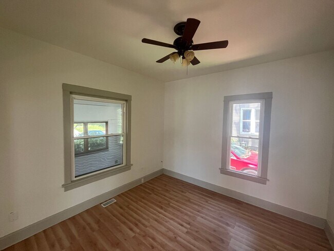 Building Photo - New Listing !!!