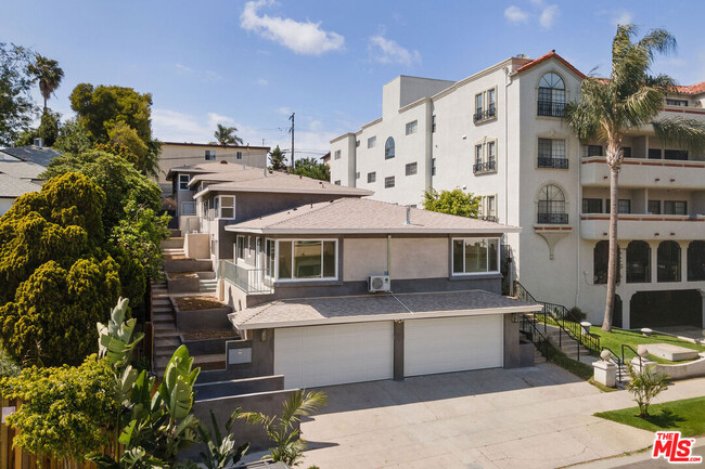 Building Photo - 7131 Ramsgate Ave
