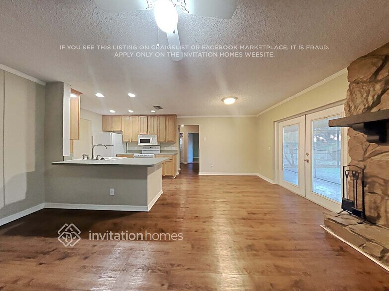 Building Photo - 1223 Lornewood Dr