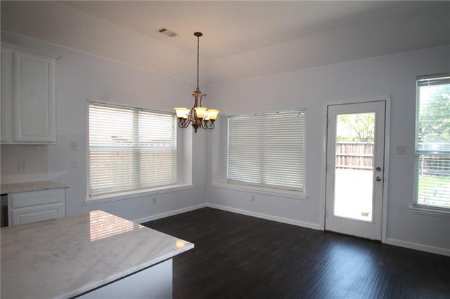 Building Photo - 2209 Lanshire Dr