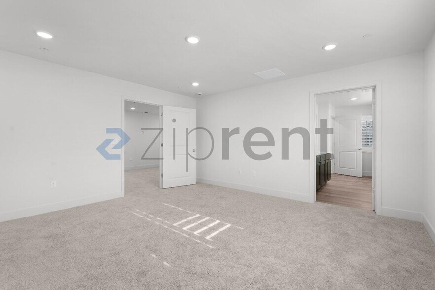 Building Photo - 710 Barrett Lk Rd