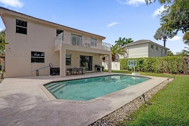 Building Photo - 16405 Diamond Head Dr