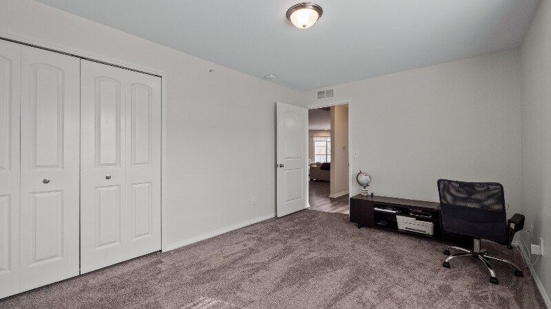 Building Photo - 7008 Boulder Pointe Dr