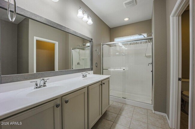 Building Photo - 17576 W Bajada Rd