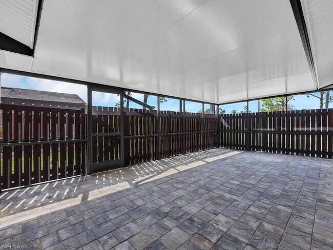 Building Photo - 5620 Foxlake Dr