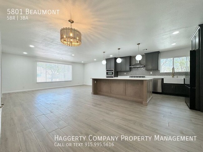 Building Photo - 5801 Beaumont-