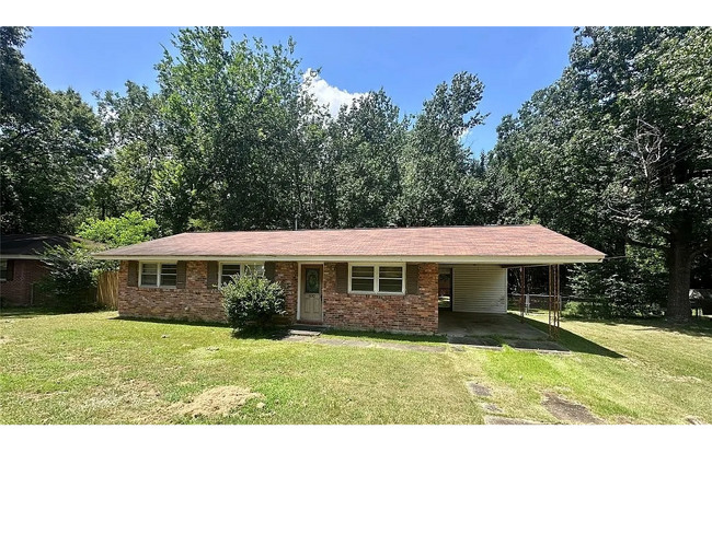 Primary Photo - 1130 Lombard Dr