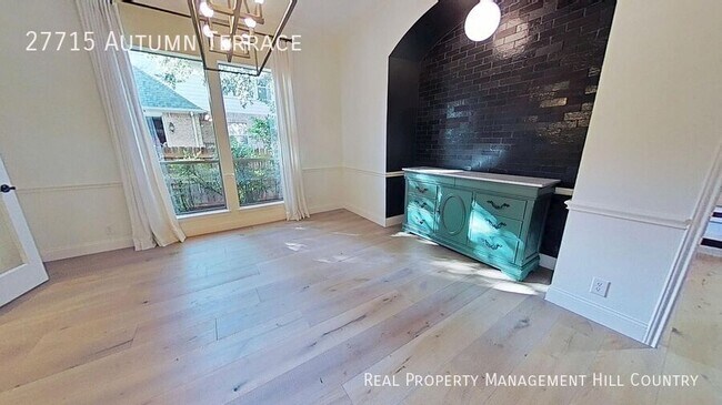 Building Photo - 27715 Autumn Terrace