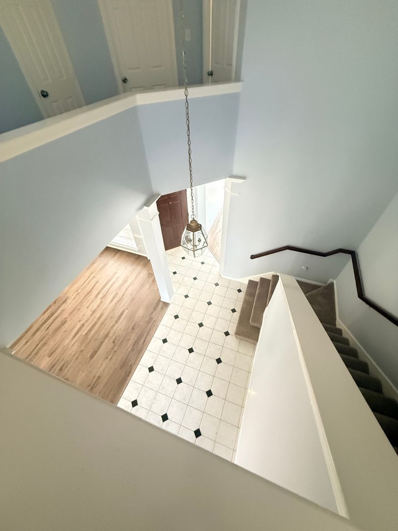 Building Photo - 3204 Coral Ridge Dr